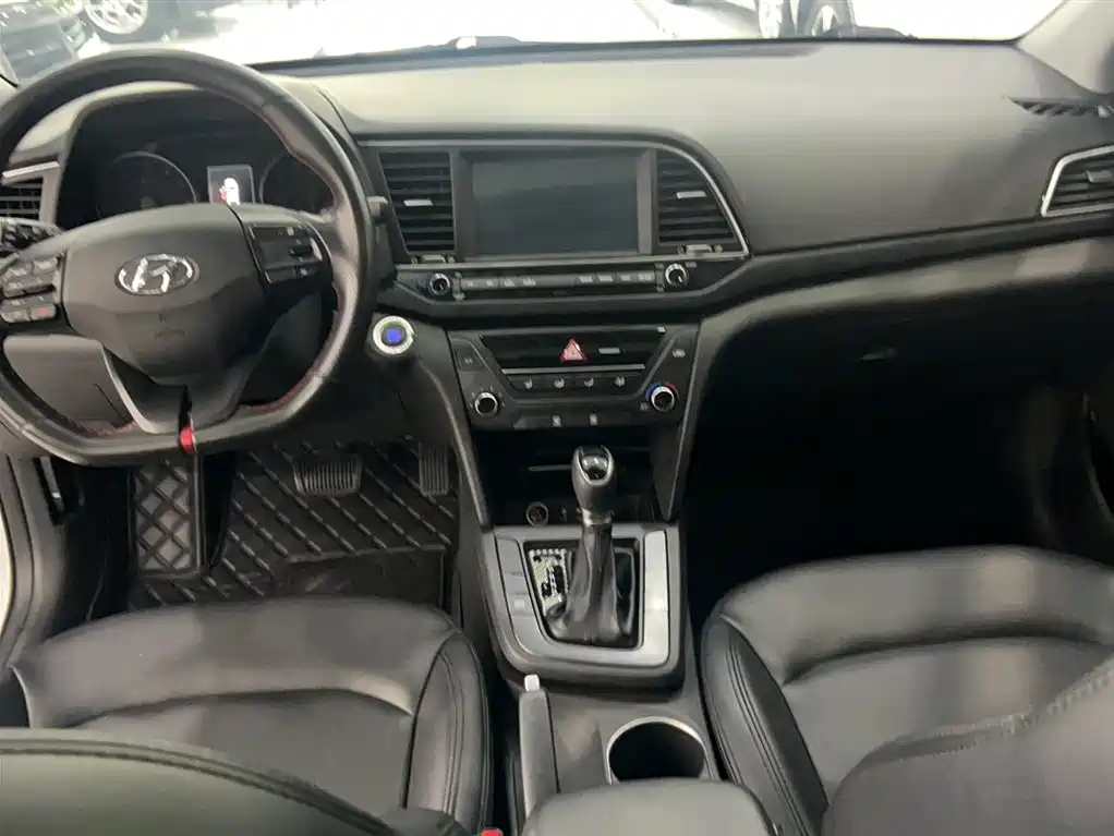 Hyundai Elantra 2018 1.4T DCT Dynamic·Vitality Model