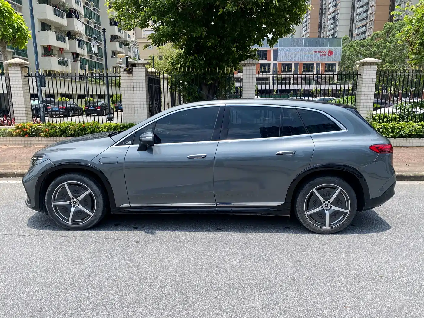 Mercedes-Benz Mercedes-Benz EQS SUV 2023 450 4MATIC Pioneer Edition
