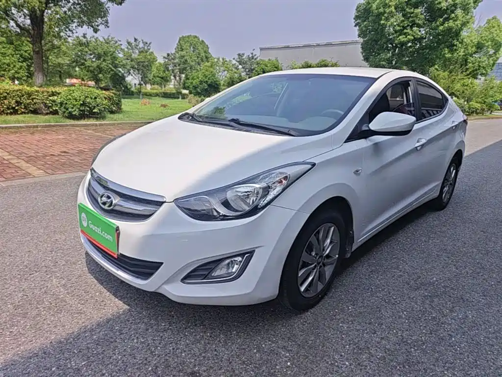 Hyundai Langdong 2015 1.6L Auto Trend