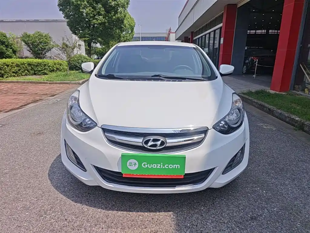 Hyundai Langdong 2015 1.6L Auto Trend