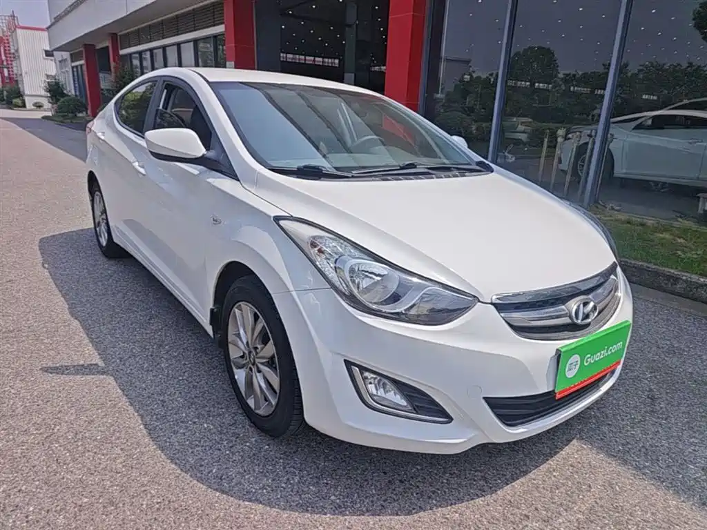 Hyundai Langdong 2015 1.6L Auto Trend