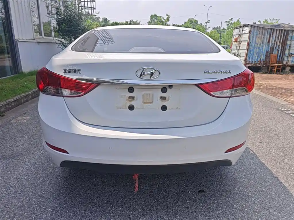 Hyundai Langdong 2015 1.6L Auto Trend