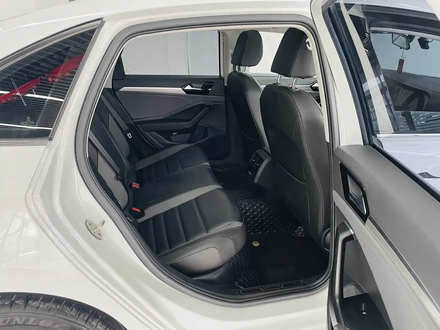 Volkswagen Sagitar 2022 280TSI DSG Surpassing Edition