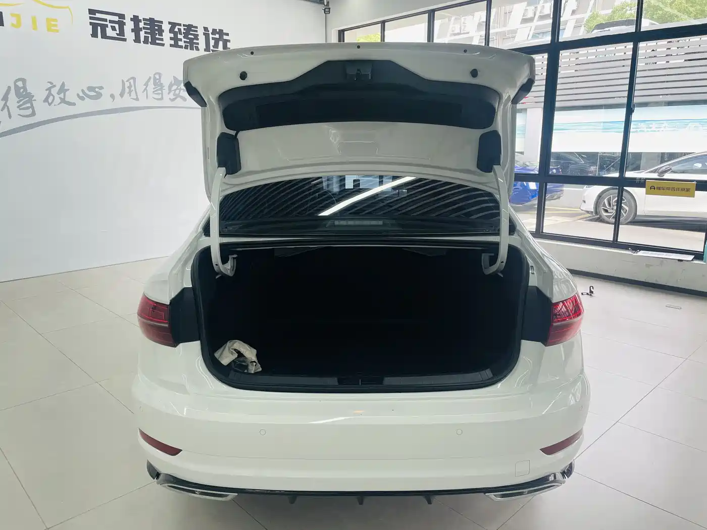 Volkswagen Sagitar 2022 280TSI DSG Surpassing Edition