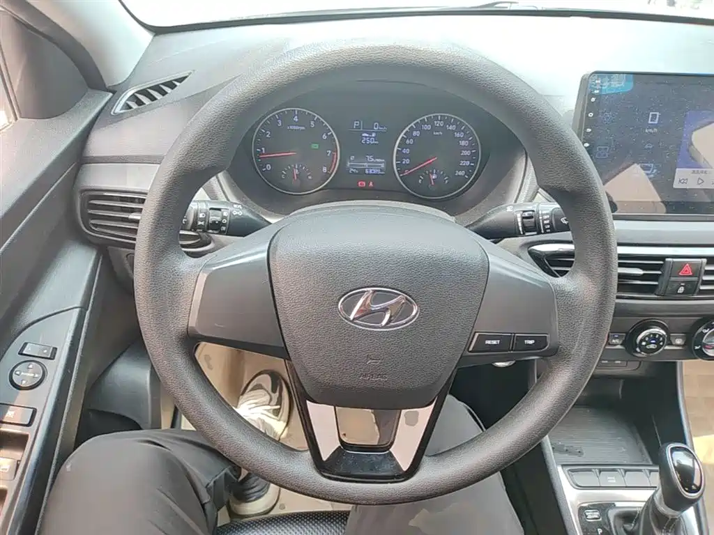 Hyundai Elantra 2018 1.6L Auto Joy GL (China V)