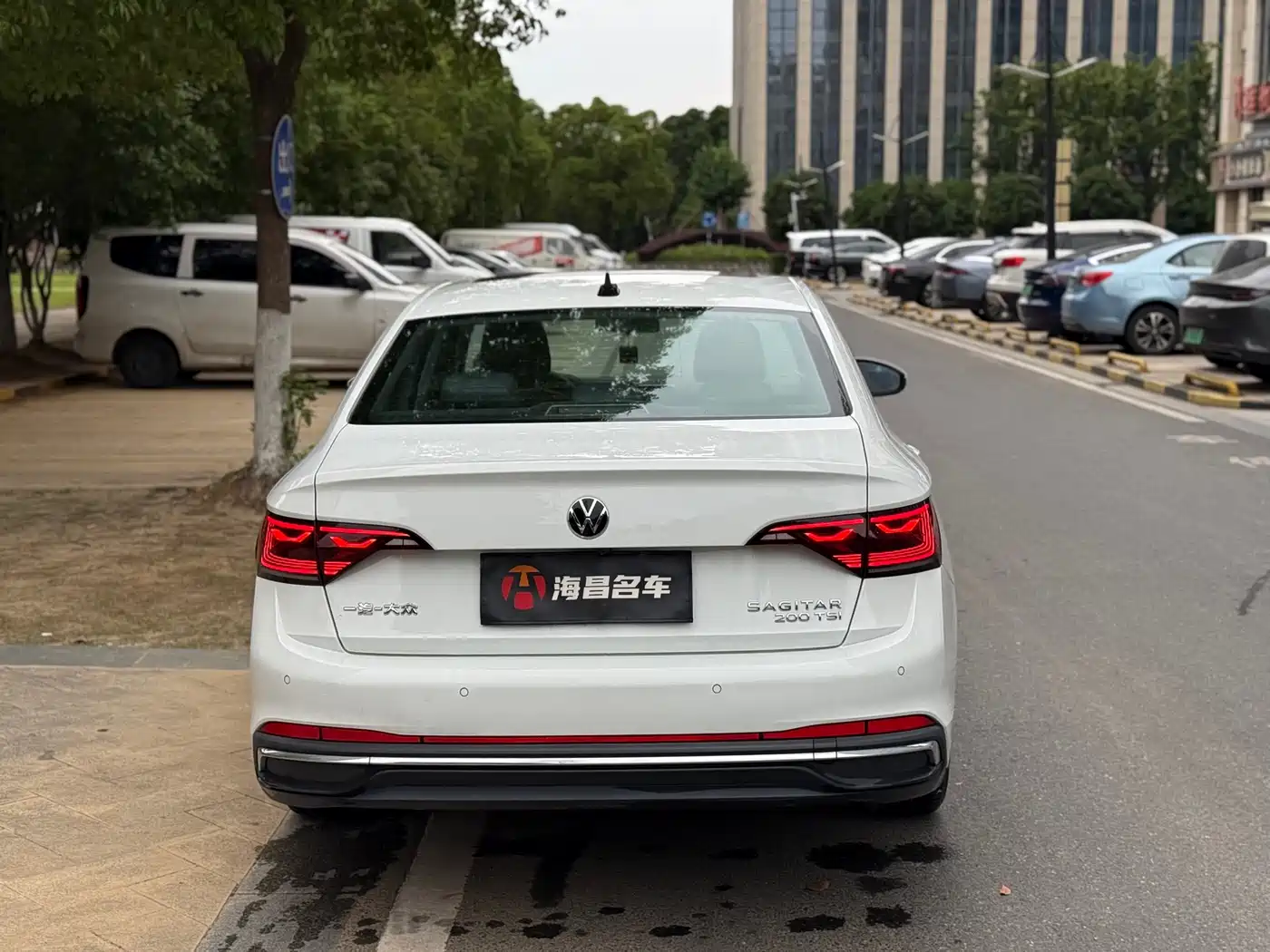 Volkswagen Sagitar 2024 200TSI DSG Flying Edition