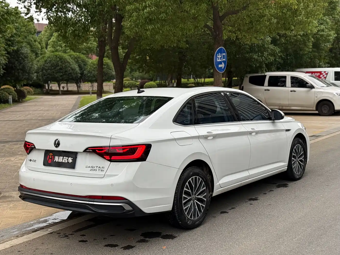 Volkswagen Sagitar 2024 200TSI DSG Flying Edition