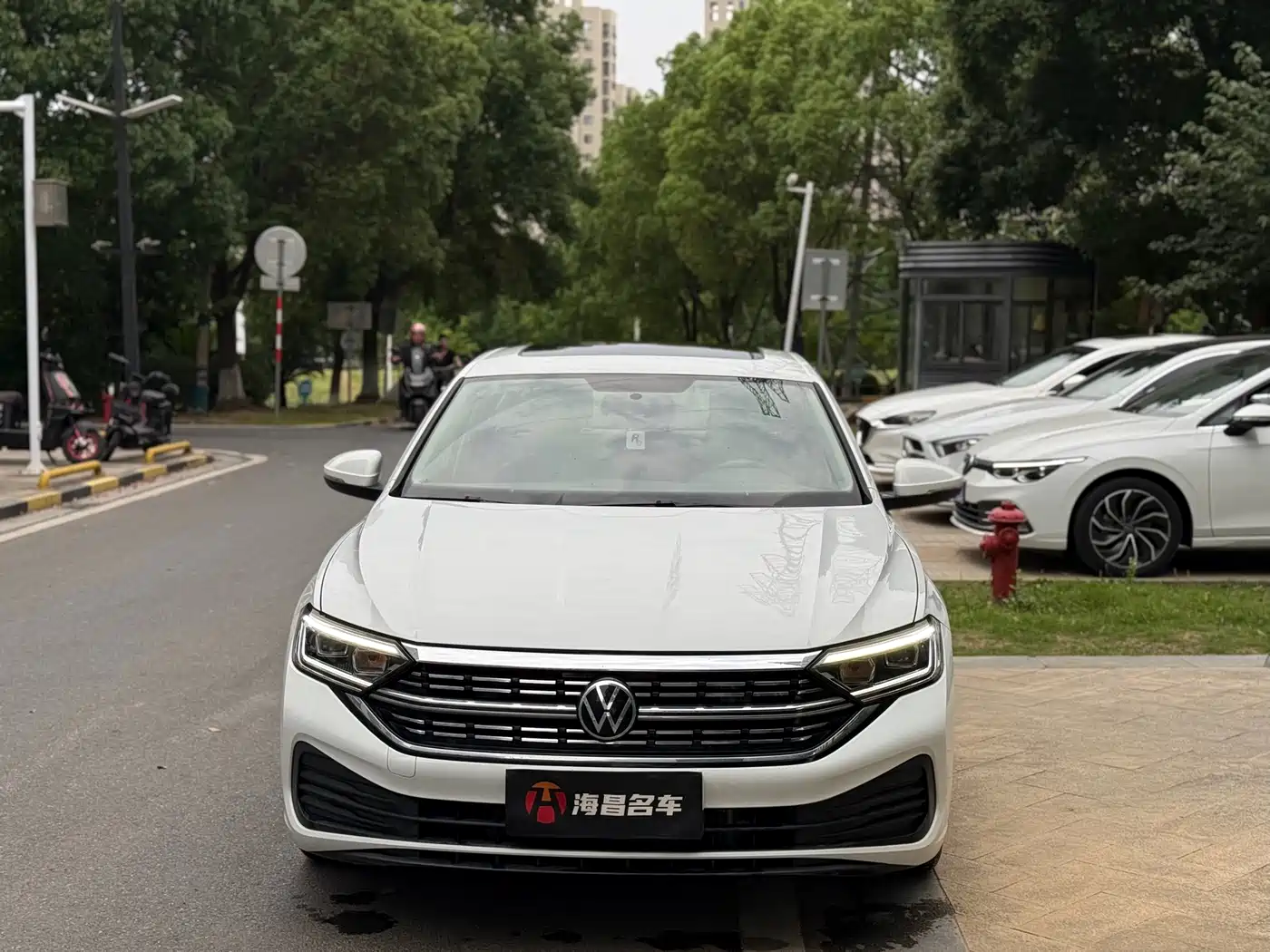 Volkswagen Sagitar 2024 200TSI DSG Flying Edition