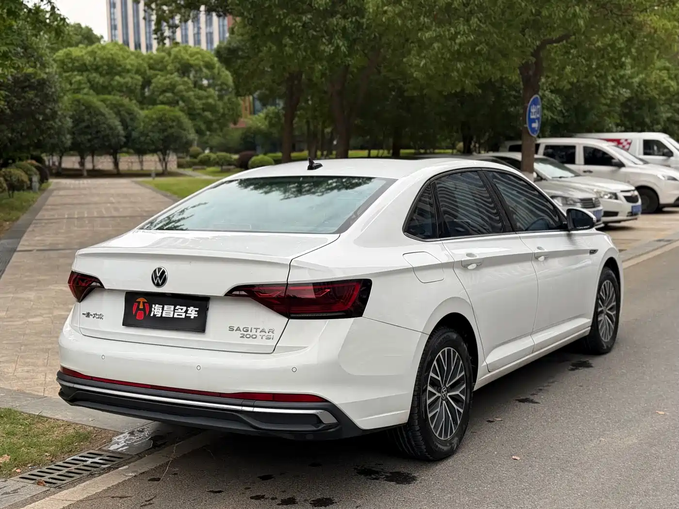 Volkswagen Sagitar 2024 200TSI DSG Flying Edition
