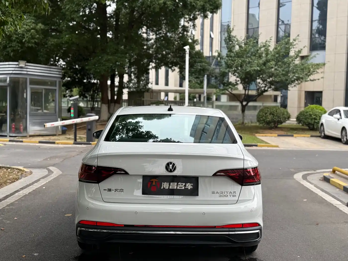 Volkswagen Sagitar 2024 200TSI DSG Flying Edition
