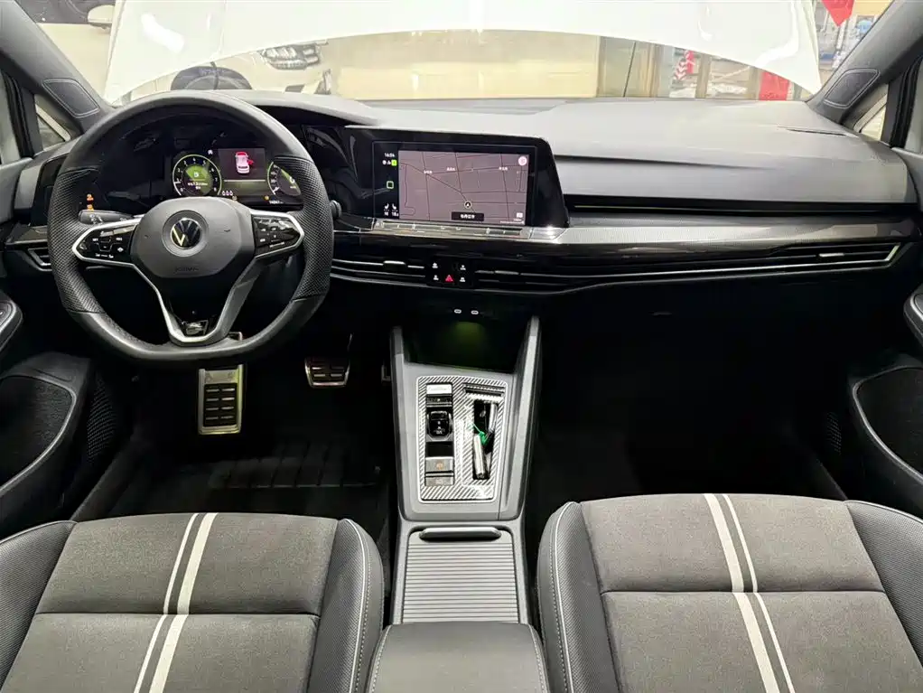 Volkswagen Golf 2023 280TSI DSG R-Line Lite