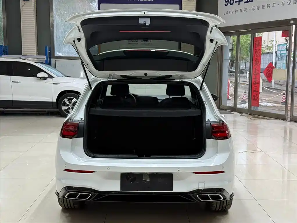 Volkswagen Golf 2023 280TSI DSG R-Line Lite