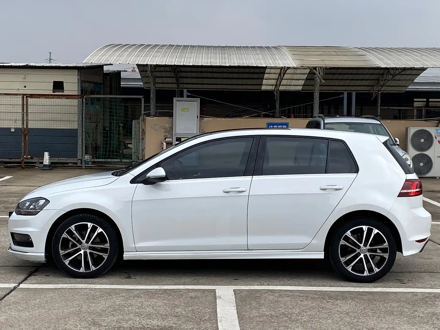 Volkswagen Golf 2016 1.4TSI Automatic R-Line