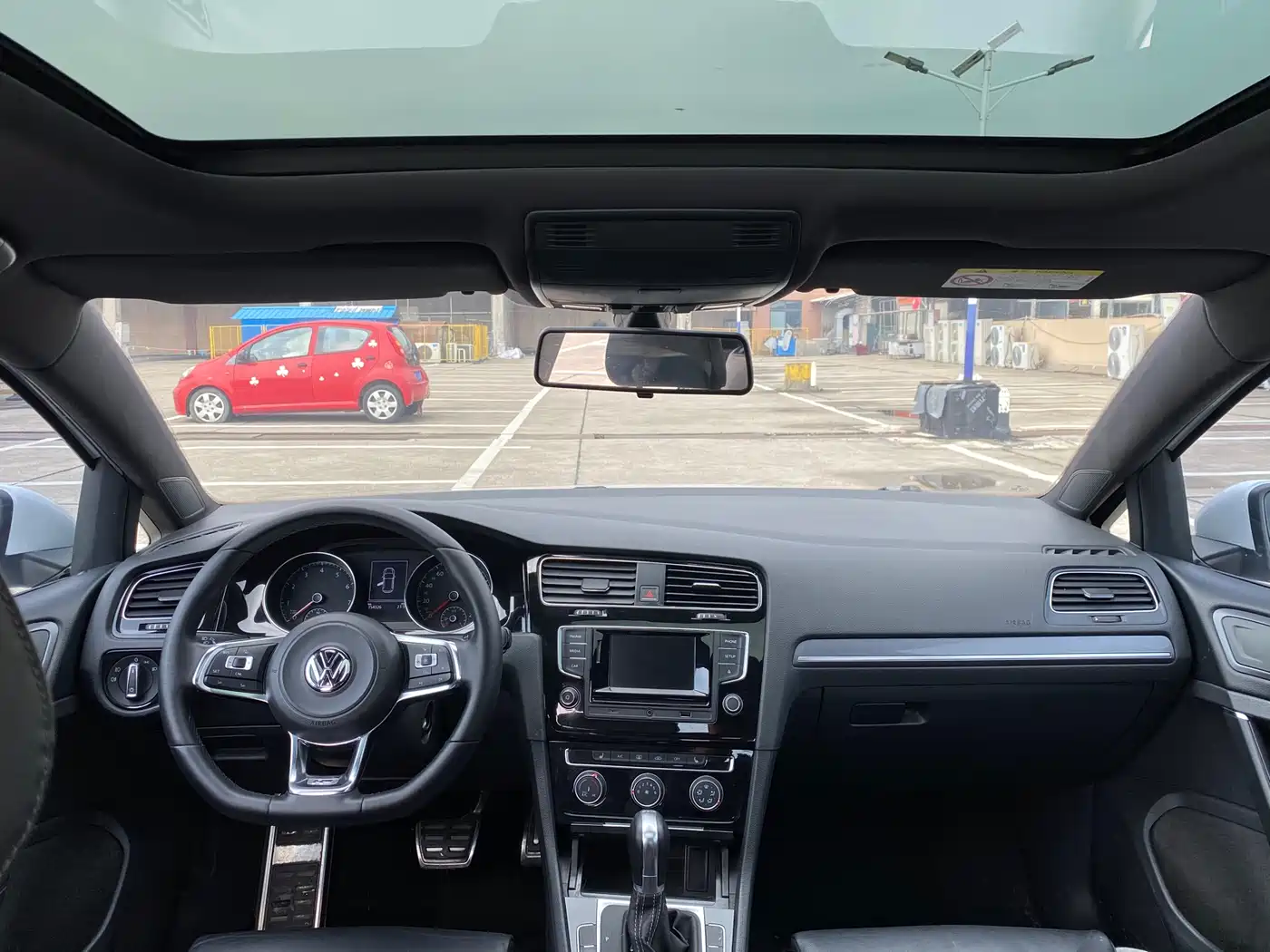 Volkswagen Golf 2016 1.4TSI Automatic R-Line