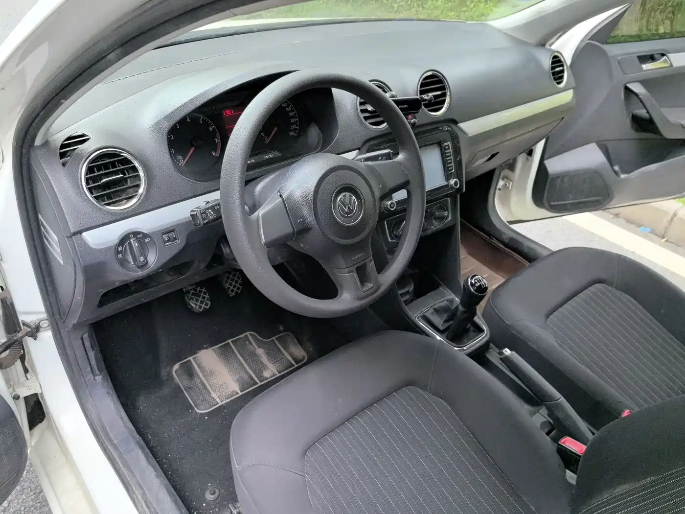 Volkswagen Jetta 2015 Quality Edition 1.4L Manual Comfort