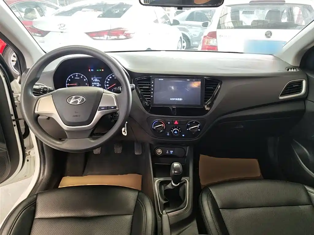 Hyundai Hyundai Verna 2016 1.4L Manual Cool Edition GLS