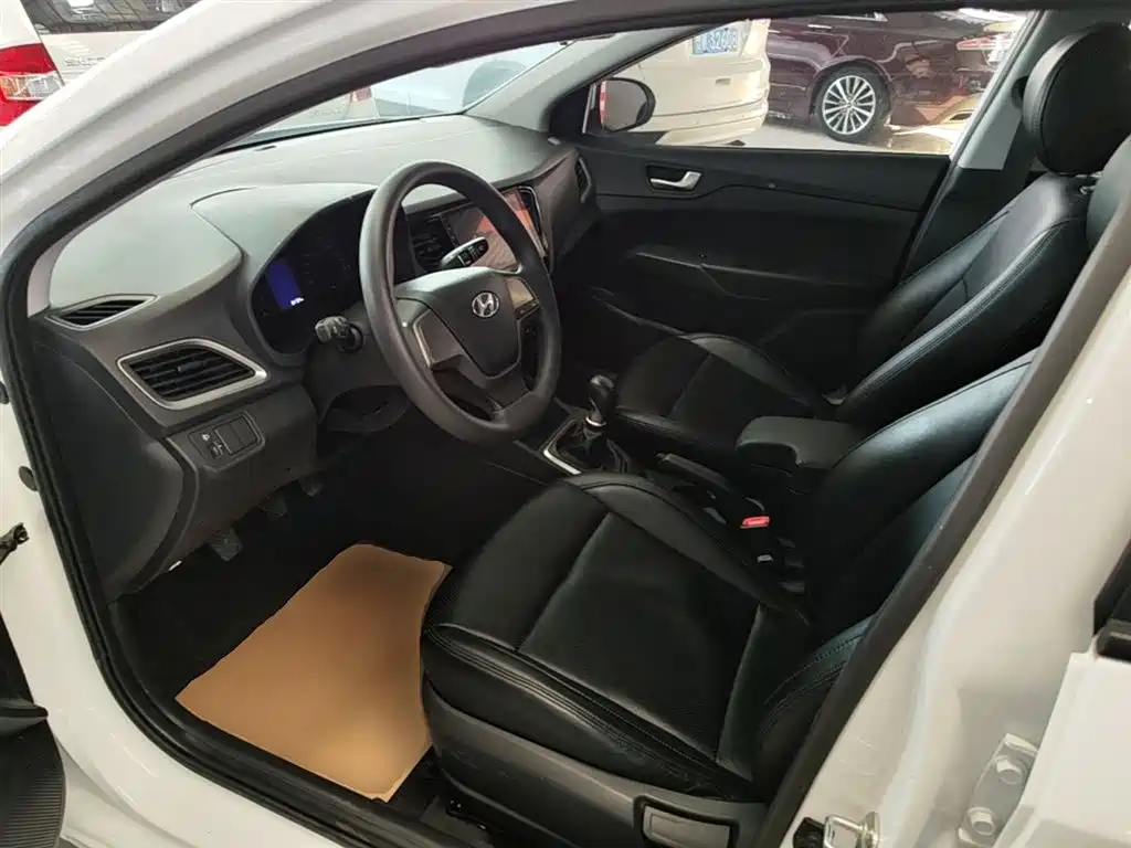 Hyundai Hyundai Verna 2016 1.4L Manual Cool Edition GLS