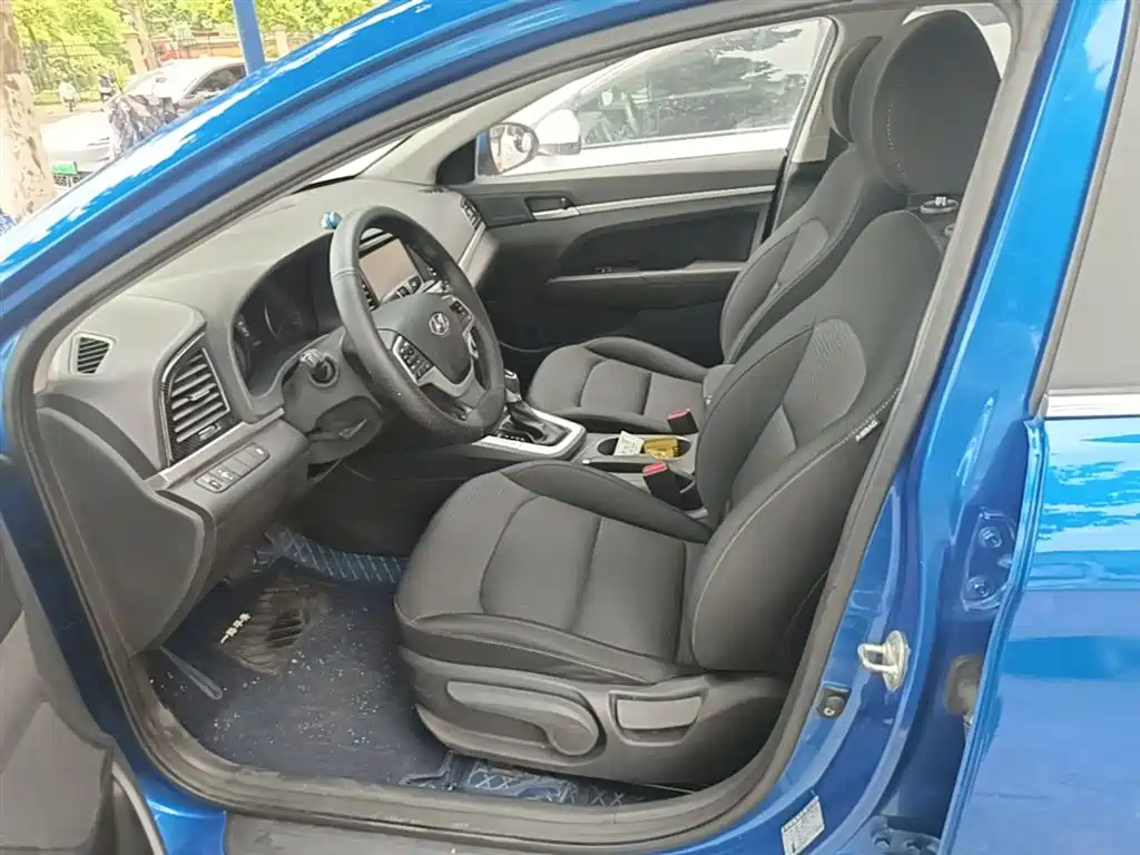 Hyundai Elantra 2016 Model 1.6L Automatic Smart Elite