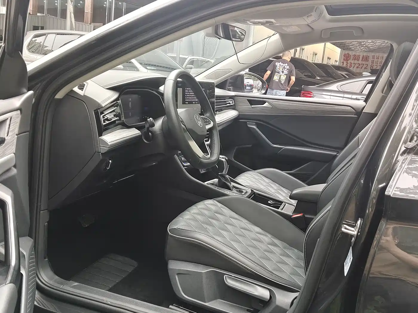 Volkswagen Sagitar 2023 280TSI DSG Surpass Plus Edition