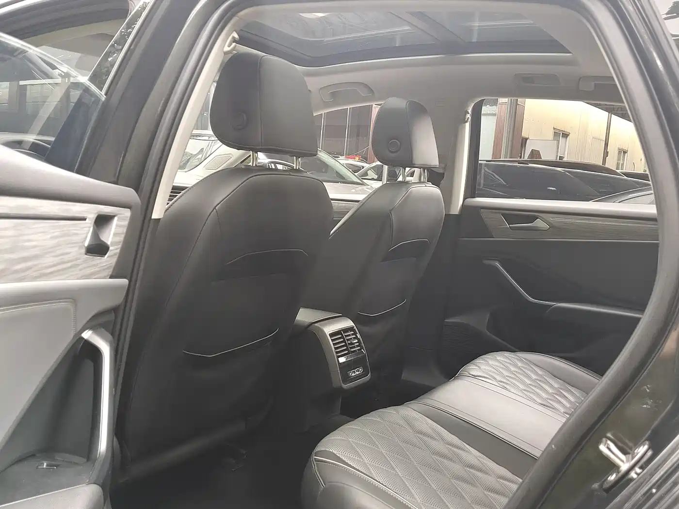 Volkswagen Sagitar 2023 280TSI DSG Surpass Plus Edition