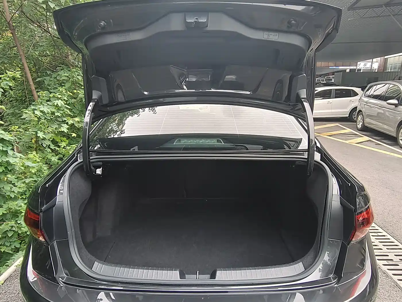Volkswagen Sagitar 2023 280TSI DSG Surpass Plus Edition