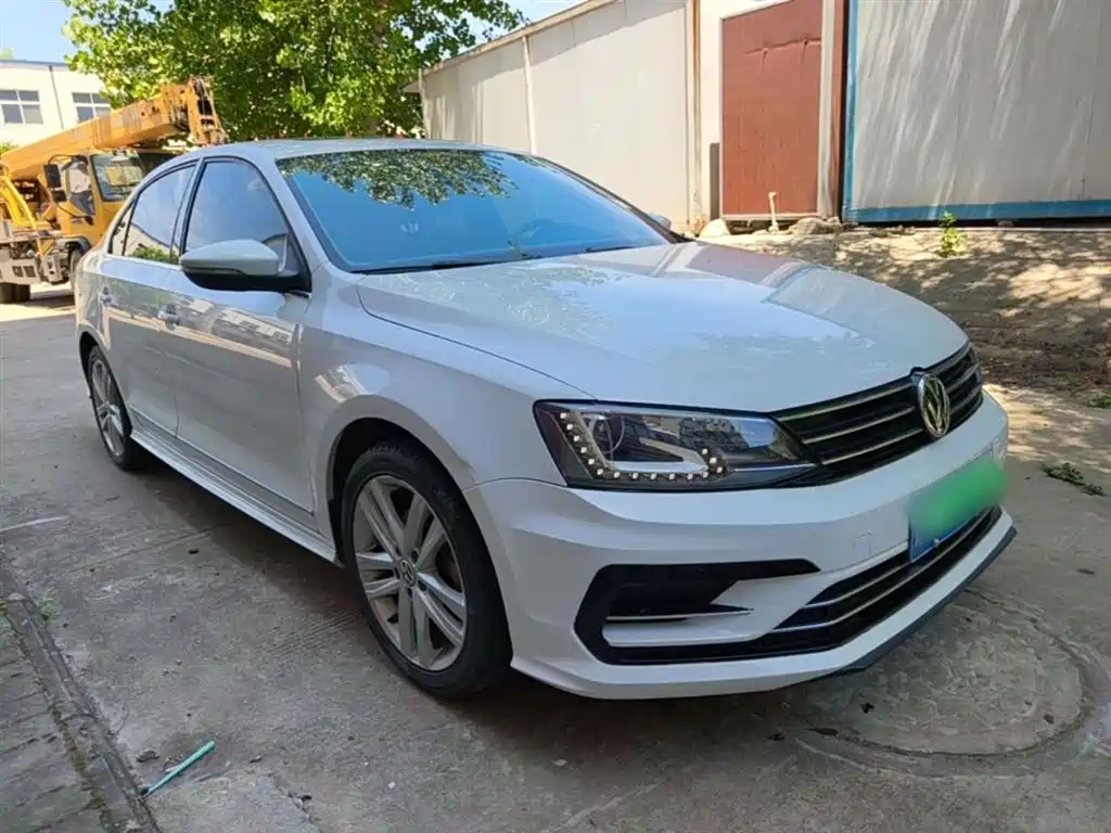 Volkswagen Sagitar 2018 280TSI DSG Spark Edition
