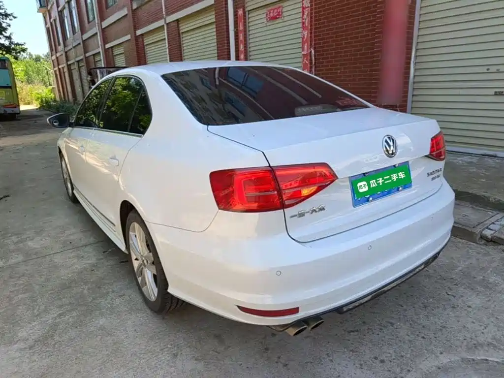 Volkswagen Sagitar 2018 280TSI DSG Spark Edition