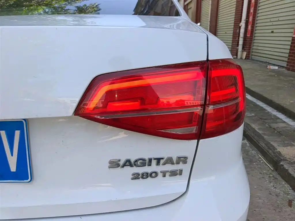 Volkswagen Sagitar 2018 280TSI DSG Spark Edition