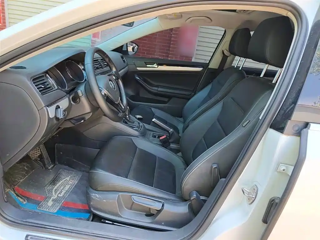 Volkswagen Sagitar 2018 280TSI DSG Spark Edition