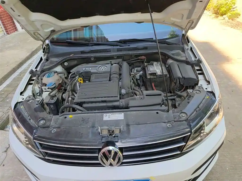 Volkswagen Sagitar 2018 280TSI DSG Spark Edition