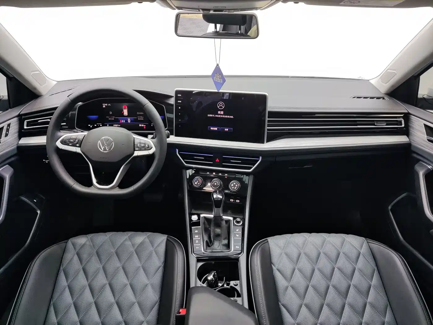Volkswagen Sagitar 2023 280TSI DSG Beyond Lite