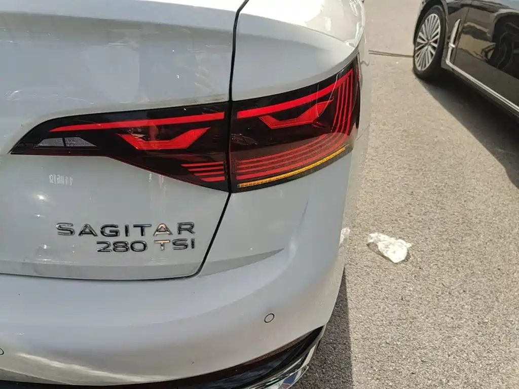 Volkswagen Sagitar 2023 280TSI DSG Beyond Lite