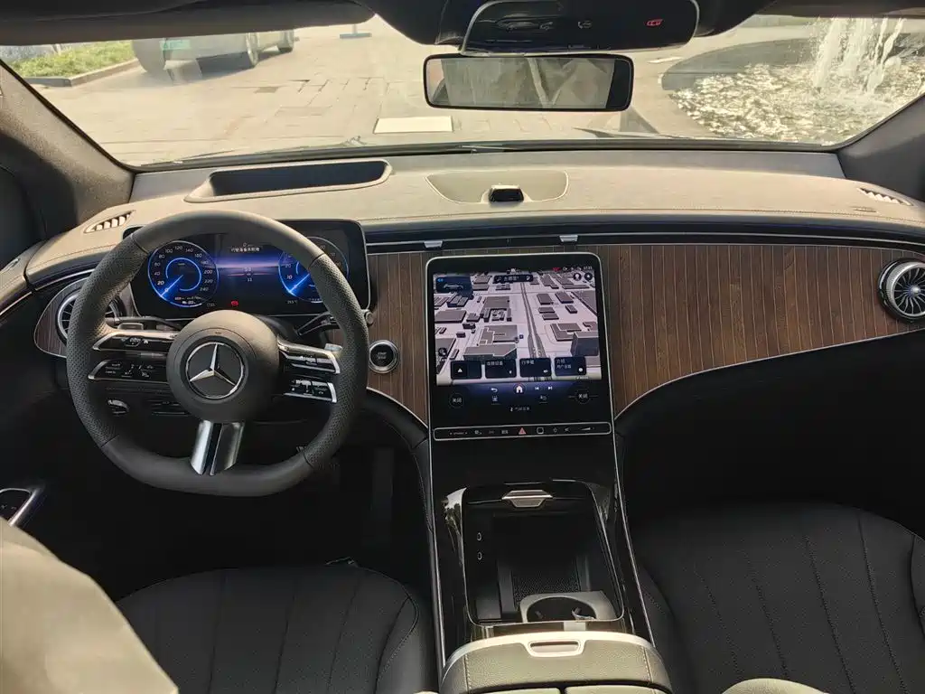 Mercedes-Benz Mercedes-Benz EQE SUV 2024 500 4MATIC Luxury Edition