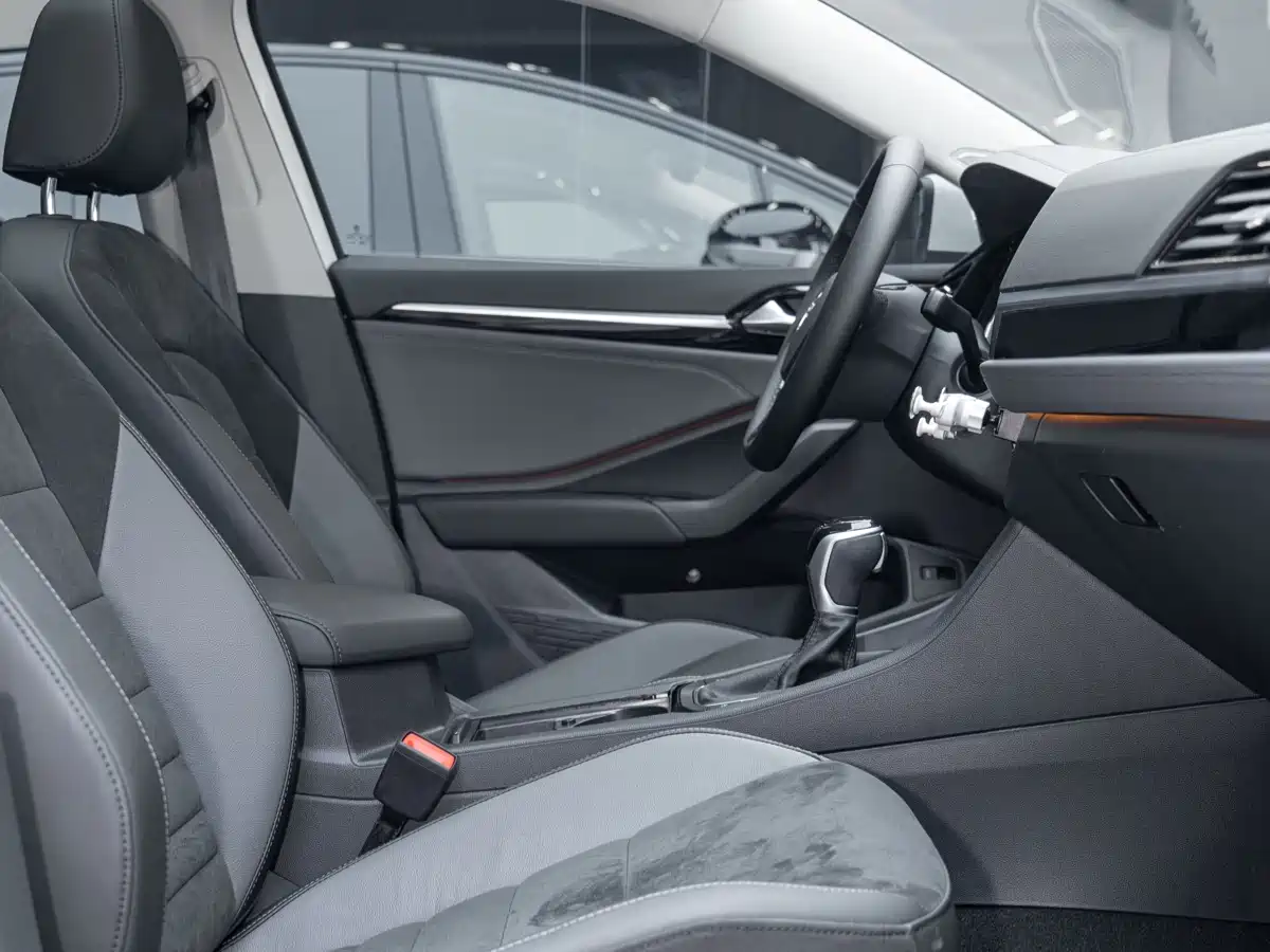 Volkswagen Sagitar 2022 280TSI DSG Excellence Edition