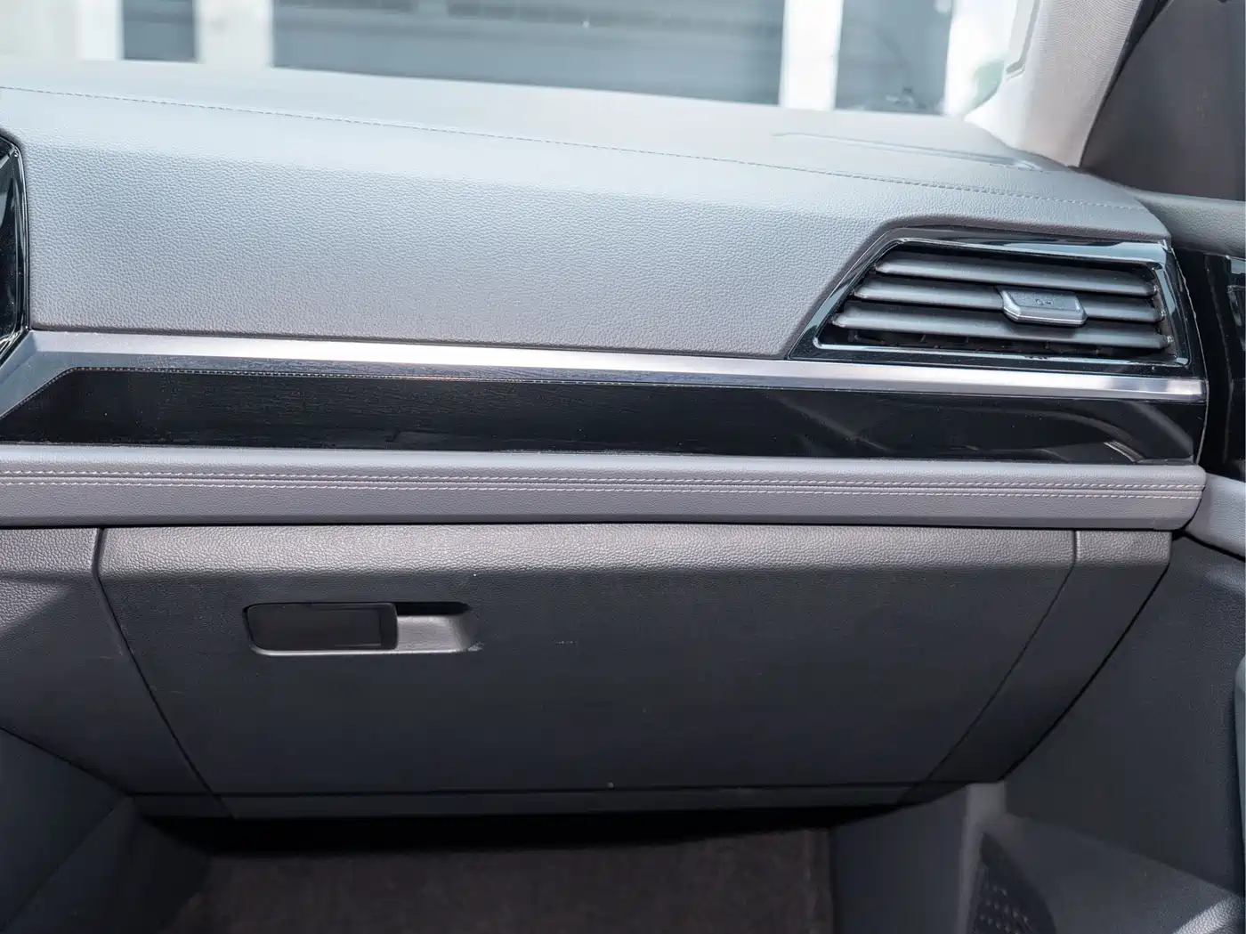 Volkswagen Sagitar 2022 280TSI DSG Excellence Edition