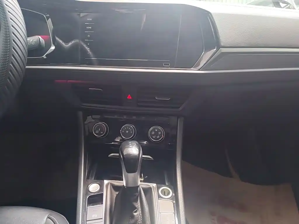 Volkswagen Sagitar 2021 280TSI DSG Comfort Smart Connect Edition