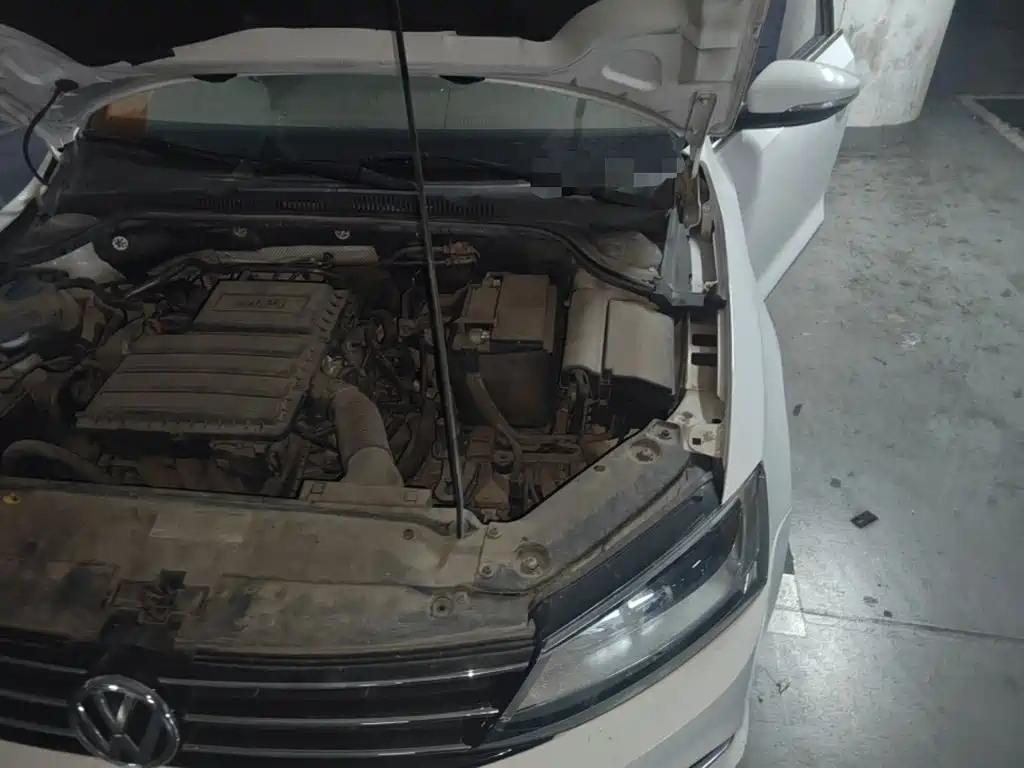 Volkswagen Sagitar 2018 1.6L Automatic Comfort