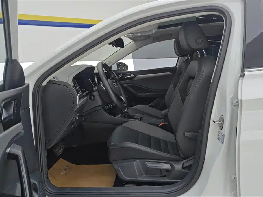 Volkswagen Sagitar 2021 280TSI DSG Surpassing Edition