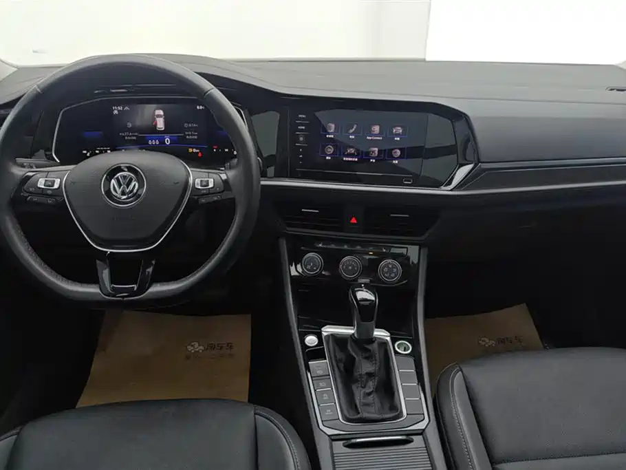 Volkswagen Sagitar 2021 280TSI DSG Surpassing Edition