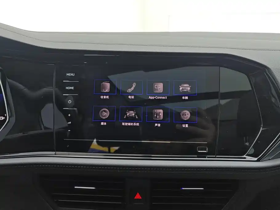 Volkswagen Sagitar 2021 280TSI DSG Surpassing Edition