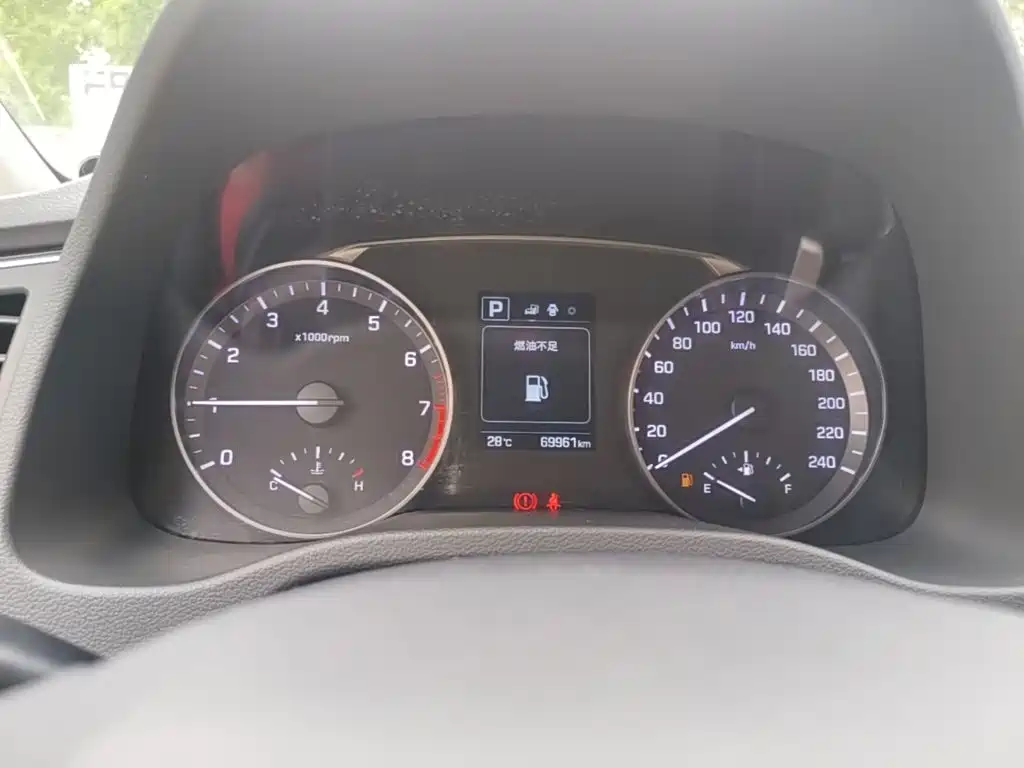 Hyundai Elantra 2016 Model 1.6L Automatic Smart Elite