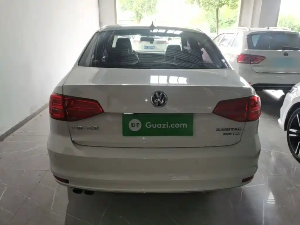 Volkswagen Sagitar 2018 280TSI DSG Comfort