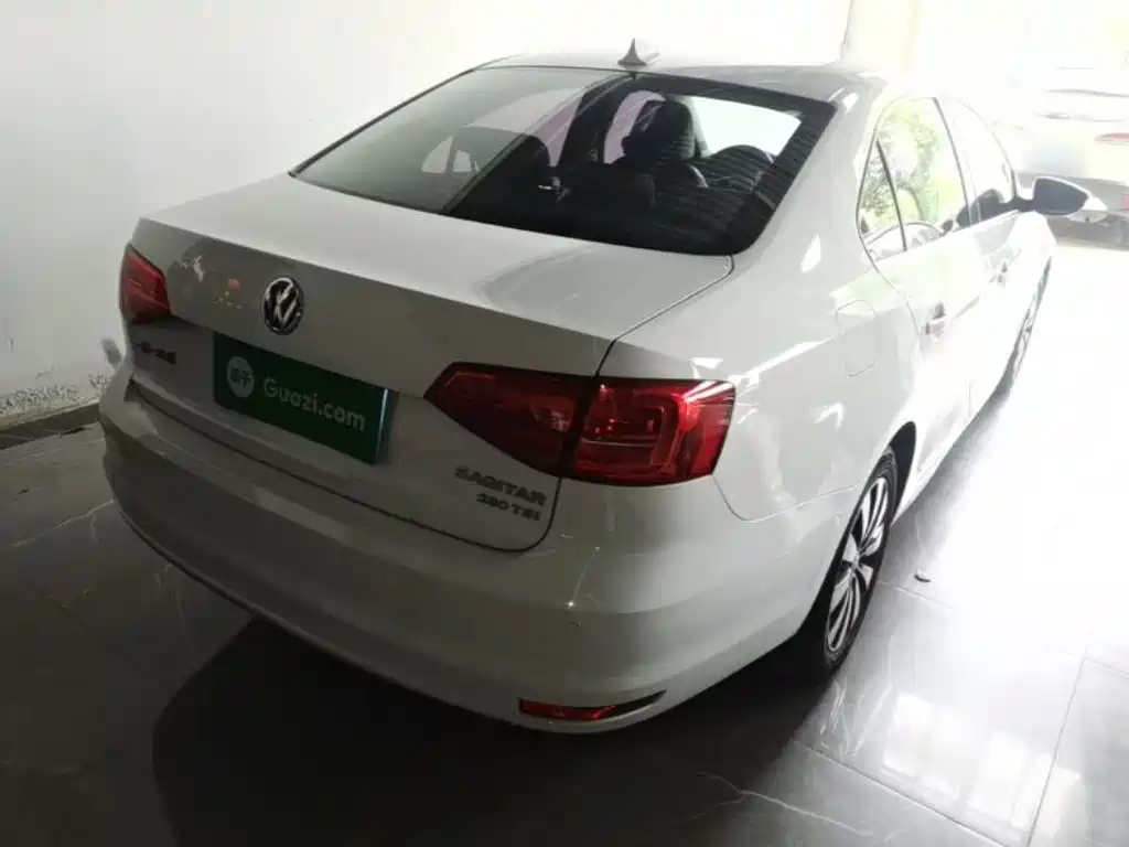 Volkswagen Sagitar 2018 280TSI DSG Comfort