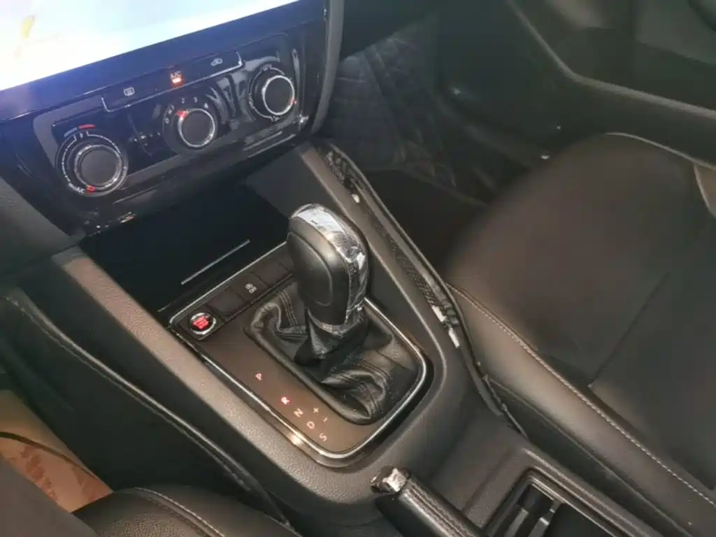 Volkswagen Sagitar 2018 280TSI DSG Comfort