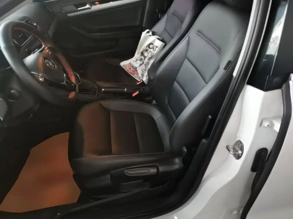 Volkswagen Sagitar 2018 280TSI DSG Comfort