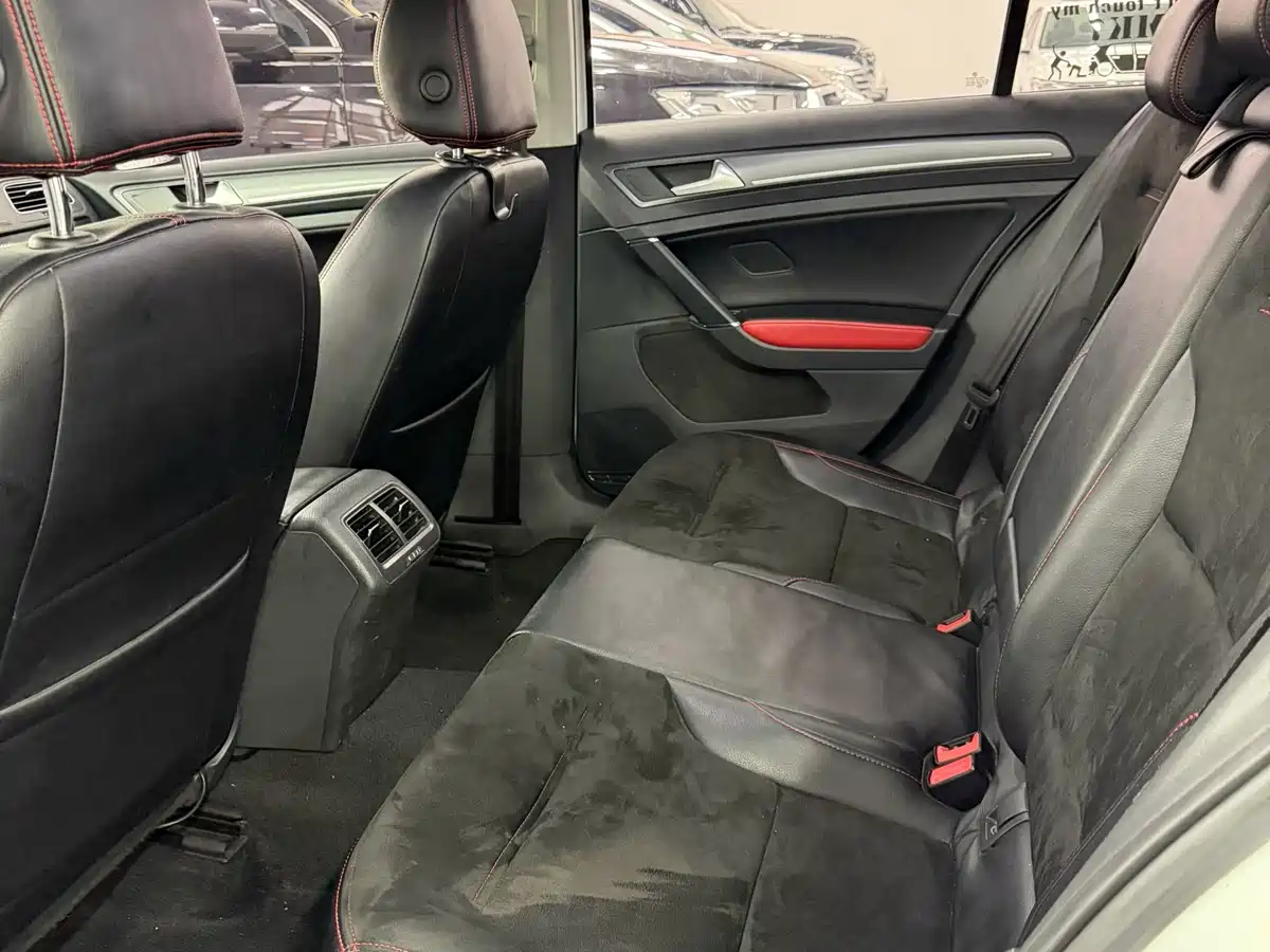 Volkswagen Golf 2017 230TSI Auto Comfort Millionth Anniversary Edition