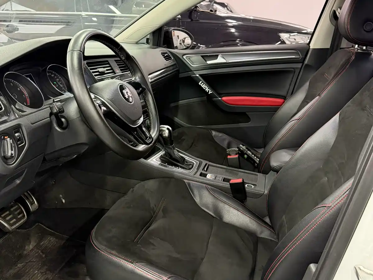 Volkswagen Golf 2017 230TSI Auto Comfort Millionth Anniversary Edition