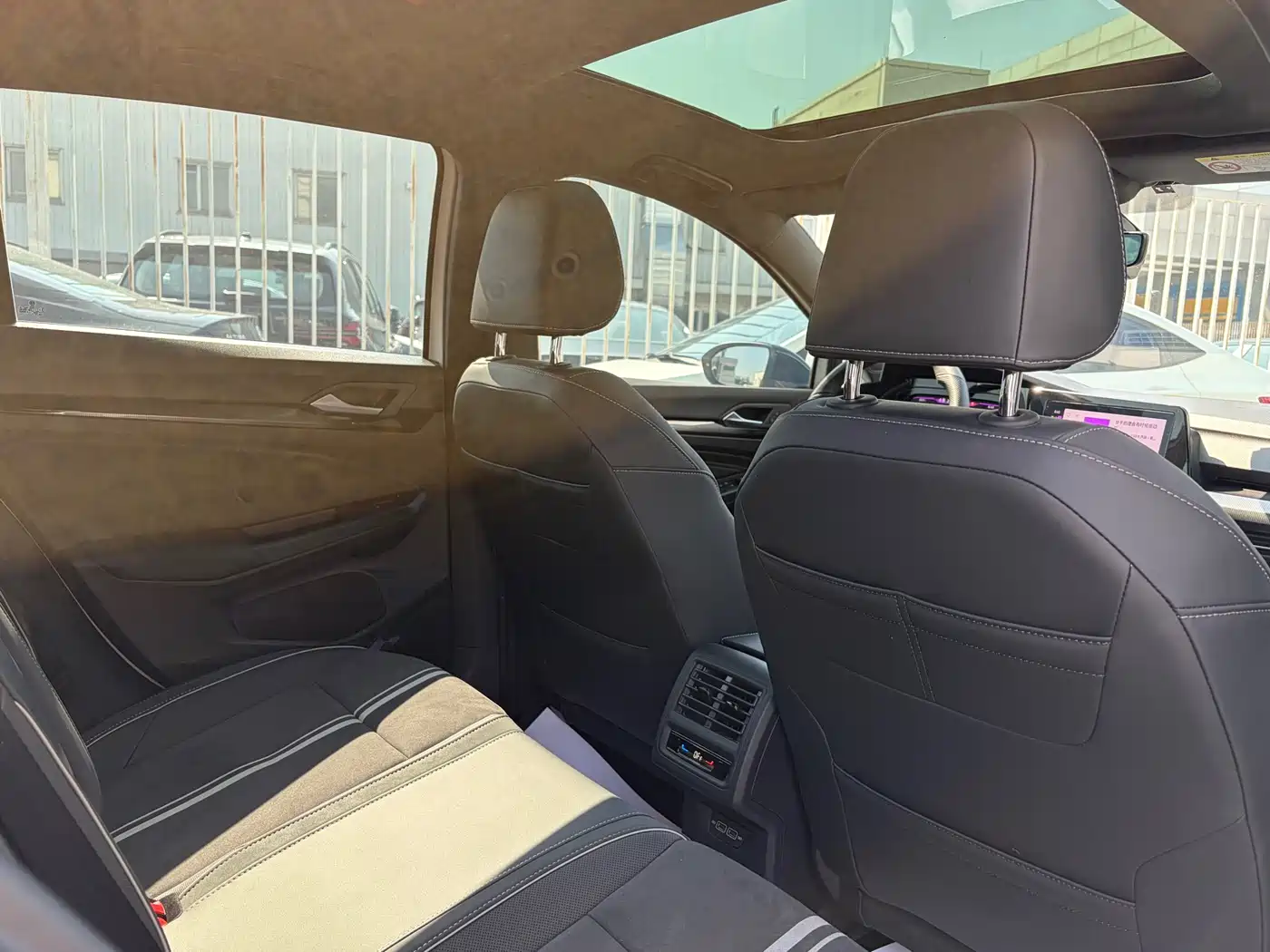 Volkswagen Golf 2023 280TSI DSG R-Line Lite