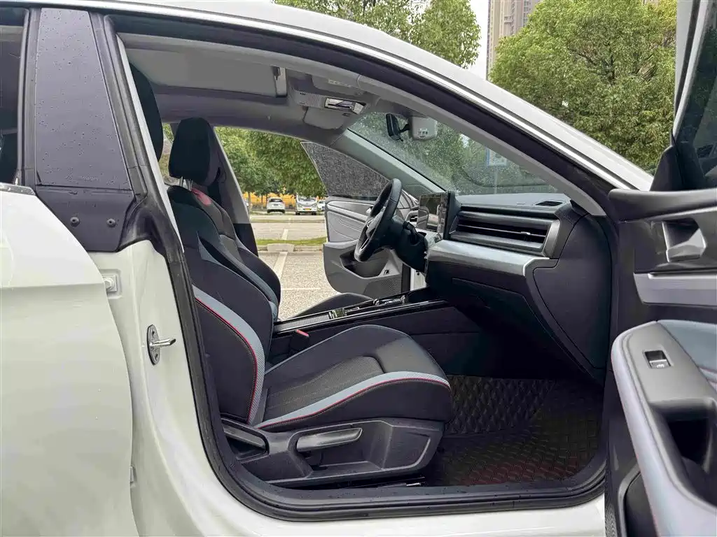 Volkswagen Lamando 2023 Lamando L 280TSI DSG Cool Edition