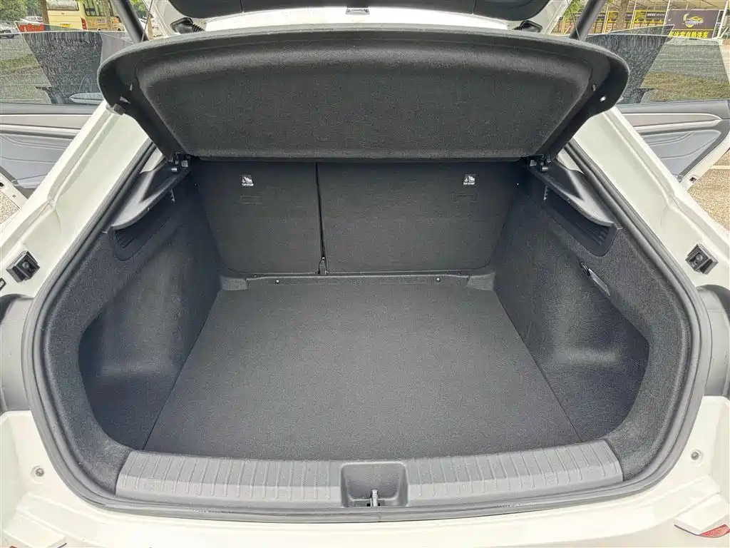 Volkswagen Lamando 2023 Lamando L 280TSI DSG Cool Edition